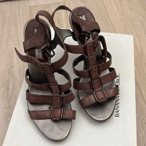 Banana Republic strapped heel - size 6